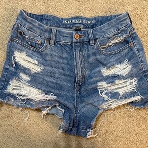 Curvy 90s boyfriend short American Eagle